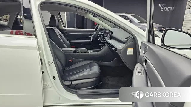 Hyundai Sonata D Edge Hybrid (DN8) 2023 Белый из Кореи, фото 2