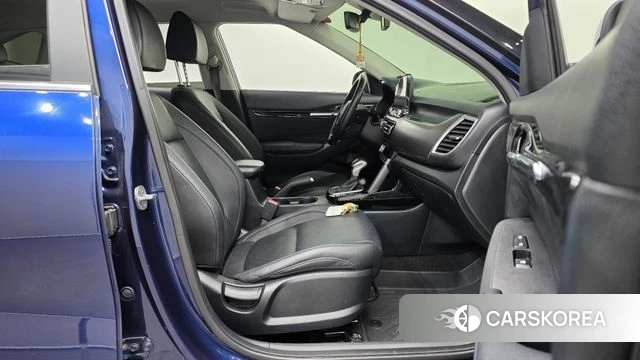 Kia Seltos 2021 Синий из Кореи, фото 2