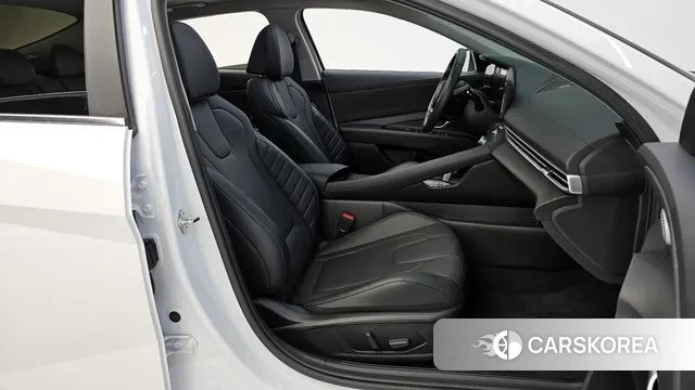 Hyundai The New Avante (CN7) 2024 Белый из Кореи, фото 2