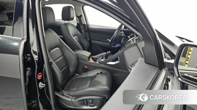 Jaguar E-PACE 2019 Черный из Кореи, фото 2