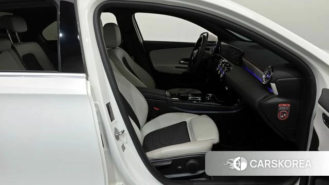 Mercedes-Benz A-Class W177 2020 Белый из Кореи, фото 2