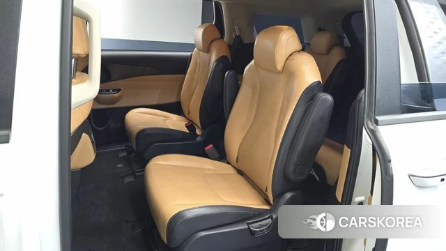 Kia Carnival 4th generation 2023 Белый из Кореи, фото 2