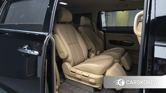 Kia The New Carnival 2019 Черный из Кореи, фото 2
