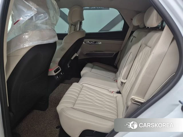 Genesis GV70 2022 Белый из Кореи, фото 2