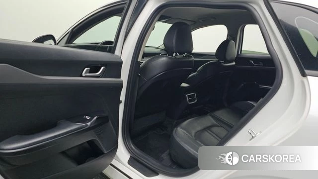 Kia K5 3rd generation 2020 Белый из Кореи, фото 2