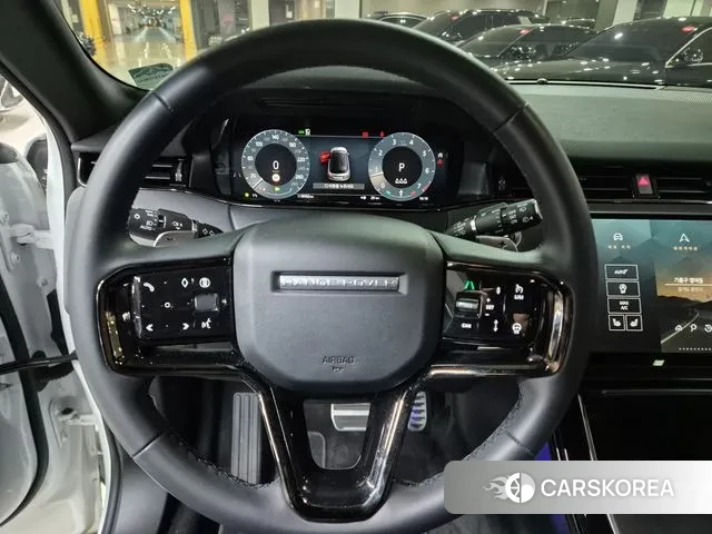 Land Rover Range Rover Evoque 2nd Generation 2025 Белый из Кореи, фото 2