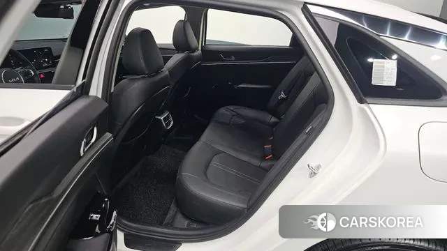 Kia The New K5 3rd generation 2024 Белый из Кореи, фото 2