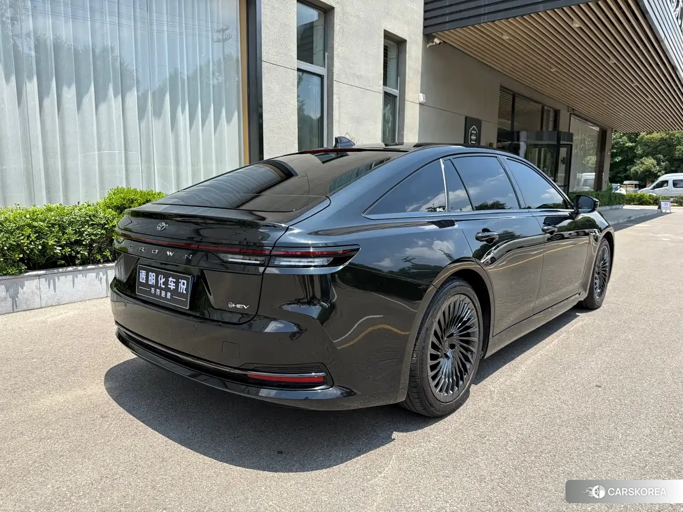 Toyota Crown 2025 Черный из Китая, фото 2