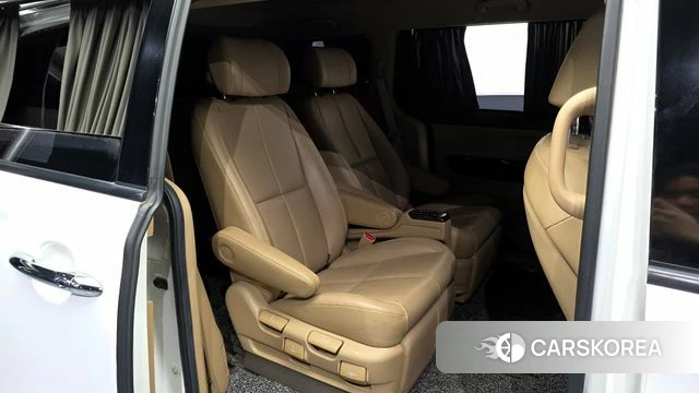 Kia The New Carnival 2019 Белый из Кореи, фото 2