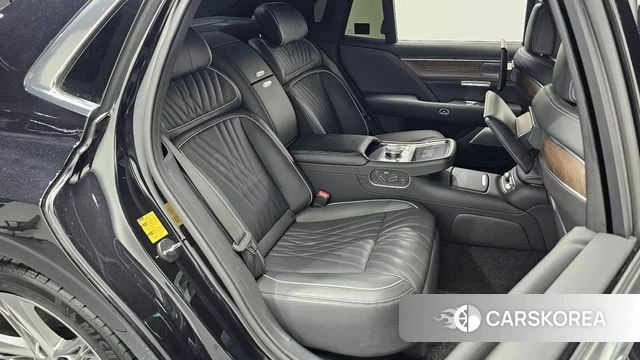 Genesis G90 (RS4) 2024 Черный из Кореи, фото 2