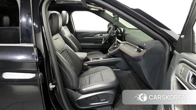 Ford Explorer 6th Generation 2025 Черный из Кореи, фото 2