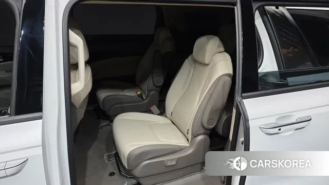 Kia The New Carnival 4th Generation 2024 Белый из Кореи, фото 2