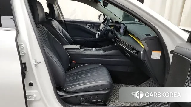 Kia The New K8 Hybrid 2024 Белый из Кореи, фото 2