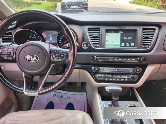Kia The New Carnival 2018 Черный из Кореи, фото 2