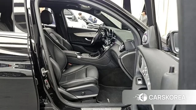 Mercedes-Benz GLC-Class X253 2021 Черный из Кореи, фото 2