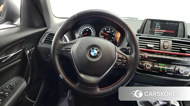 BMW 1 Series (F20) 2018 Черный из Кореи, фото 2