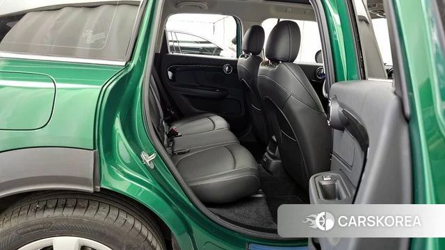 Mini Cooper Countryman 2022 Зеленый из Кореи, фото 2