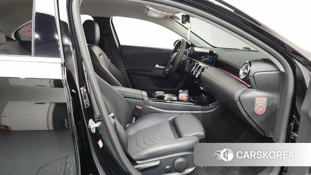 Mercedes-Benz A-Class W177 2020 Черный из Кореи, фото 2