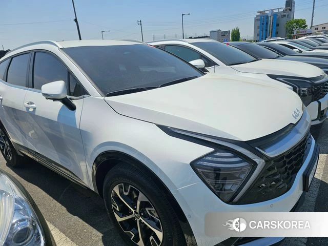 Kia Sportage 5th Generation Hybrid 2024 Белый из Кореи, фото 2