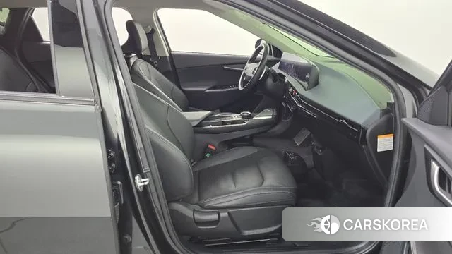 Kia EV6 2022 Серый из Кореи, фото 2