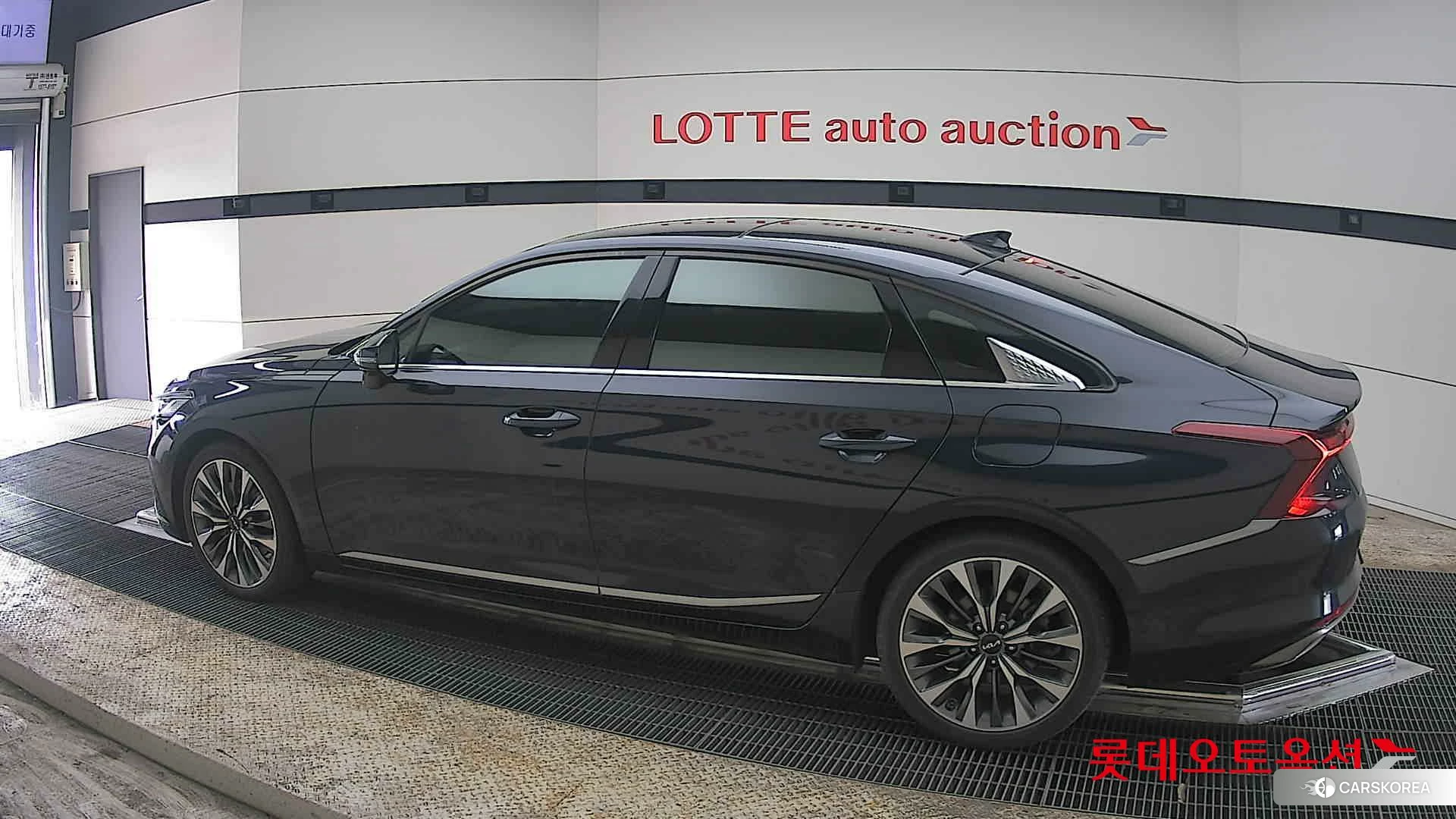 Kia K8 2022 Gravity Blue из Кореи, фото 2