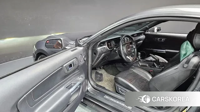 Ford Mustang 2018 Серый из Кореи, фото 2