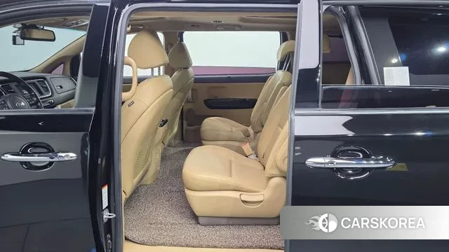 Kia The New Carnival 2019 Черный из Кореи, фото 2