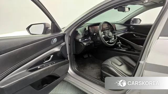 Hyundai Avante (CN7) 2023 Серебряный из Кореи, фото 2