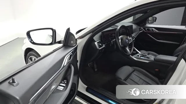 BMW i4 2024 Белый из Кореи, фото 2
