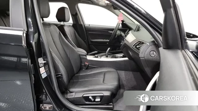 BMW 1 Series (F20) 2018 Черный из Кореи, фото 2