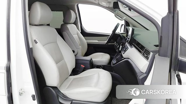 Hyundai The New Grand Starex 2019 Белый из Кореи, фото 2