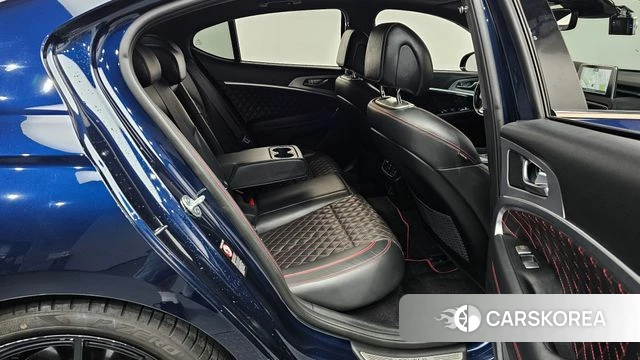 Genesis G70 2018 Синий из Кореи, фото 2