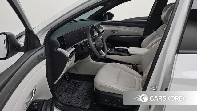 Hyundai The New Tucson Hybrid (NX4) 2025 Белый из Кореи, фото 2