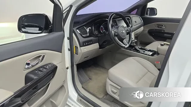 Kia The New Carnival 2018 Белый из Кореи, фото 2