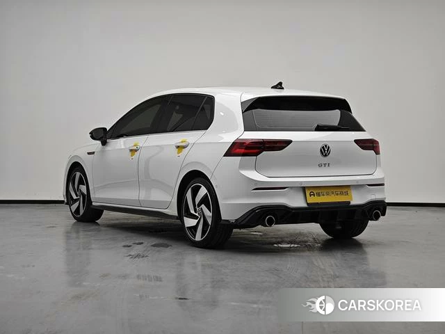 Volkswagen Golf 2022 Белый из Китая, фото 2