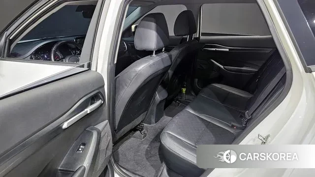 Kia Seltos 2021 Белый из Кореи, фото 2