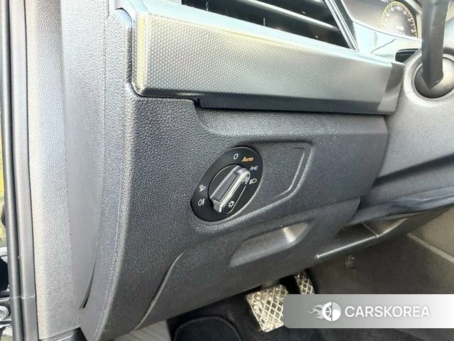 Volkswagen Passat 2023 Черный из Китая, фото 2