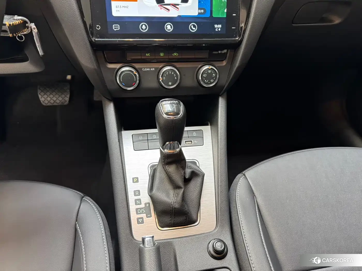 Skoda Octavia 2021 Белый из Китая, фото 2