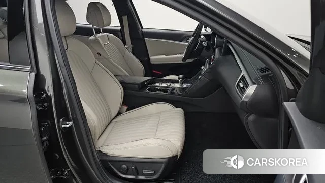 Genesis The New G70 2023 Серый из Кореи, фото 2