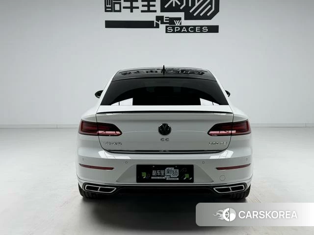Volkswagen CC 2021 Белый из Китая, фото 2