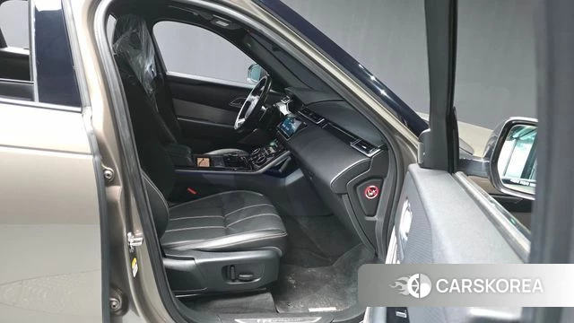 Land Rover Range Rover Velar 2019 Песочный из Кореи, фото 2