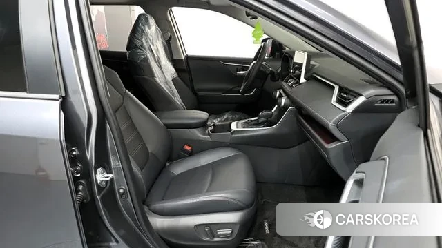 Toyota RAV4 5th Generation 2024 Серый из Кореи, фото 2