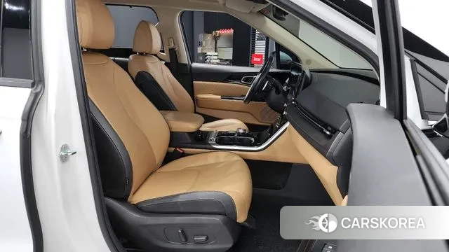 Kia Carnival 4th generation 2022 Белый из Кореи, фото 2