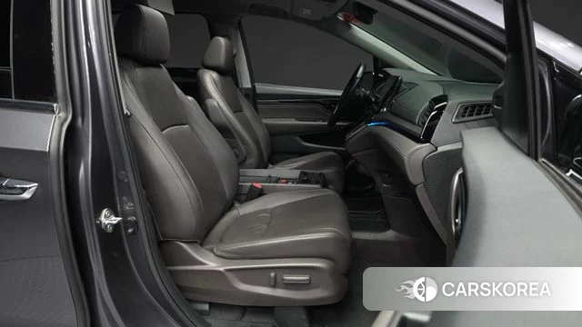Honda Odyssey 2018 Серый из Кореи, фото 2