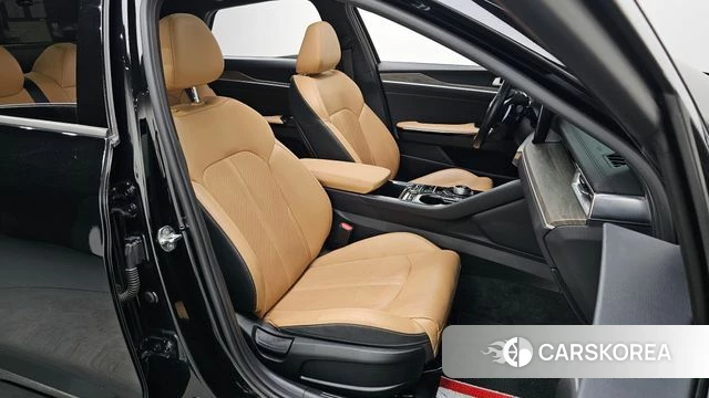 Kia K5 3rd generation 2021 Черный из Кореи, фото 2