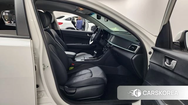 Kia The New K5 2nd generation 2019 Белый из Кореи, фото 2