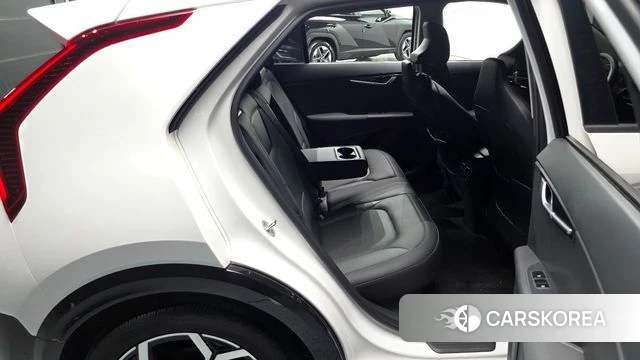 Kia Di Ol Nu Niro 2022 Белый из Кореи, фото 2