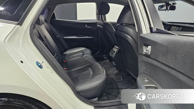 Kia The New K5 2nd generation 2018 Белый из Кореи, фото 2