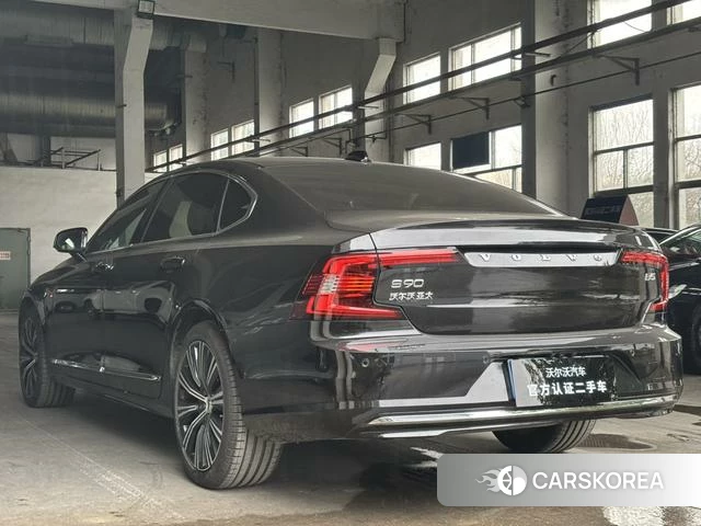 Volvo S90 2025 Черный из Китая, фото 2