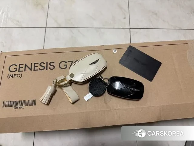 Genesis The New G70 2023 Синий из Кореи, фото 2